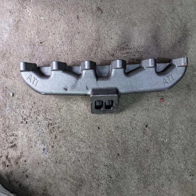 LR004489 Exhaust Manifold Assembly